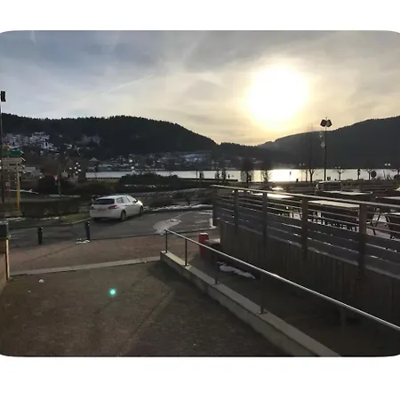 Ecrin Au Bord Du Avec Parking Prive Daire *